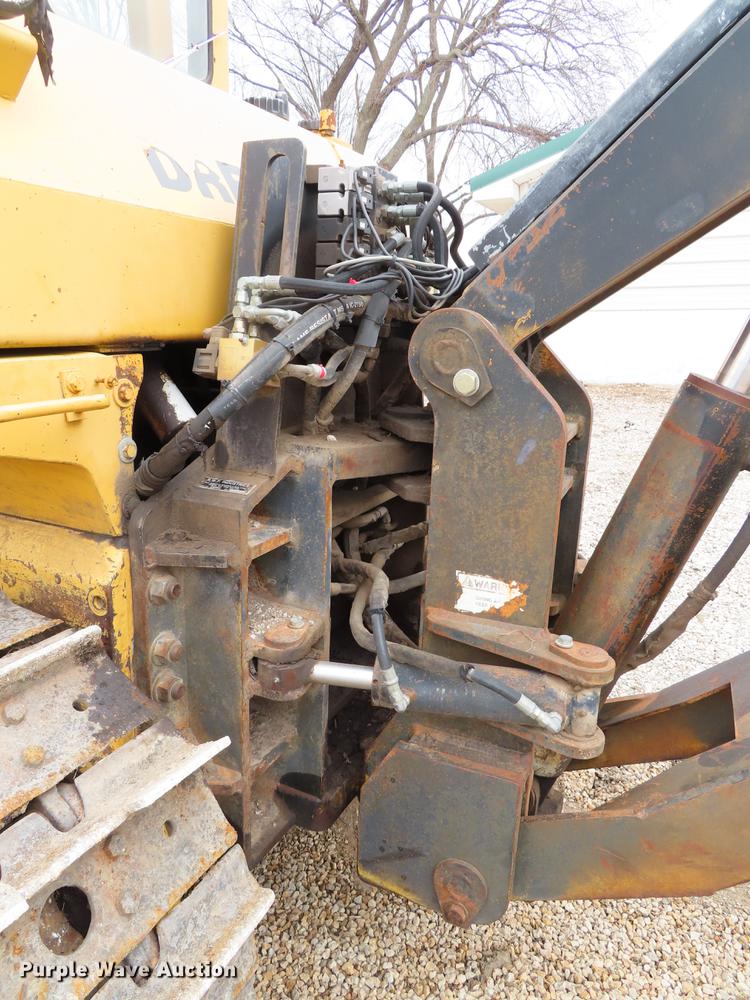 image for item DF7645 1983 International Dresser TD-20E dozer with RWF 400 tile plow