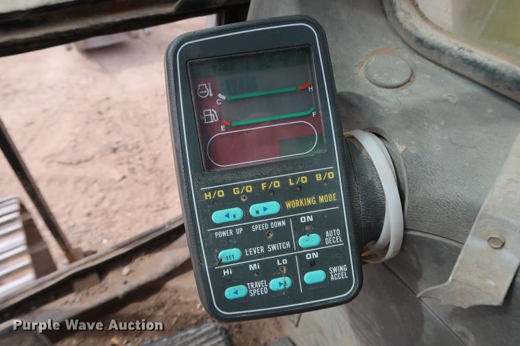 image for item DG3389 1996 Komatsu PC220LC-6LC excavator