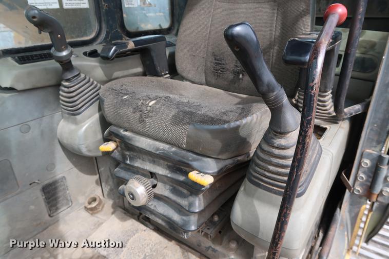 image for item DG3389 1996 Komatsu PC220LC-6LC excavator