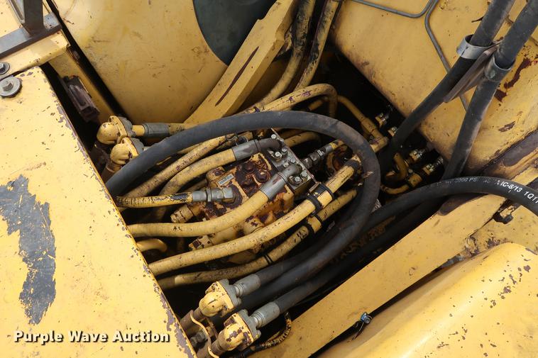 image for item DG3389 1996 Komatsu PC220LC-6LC excavator