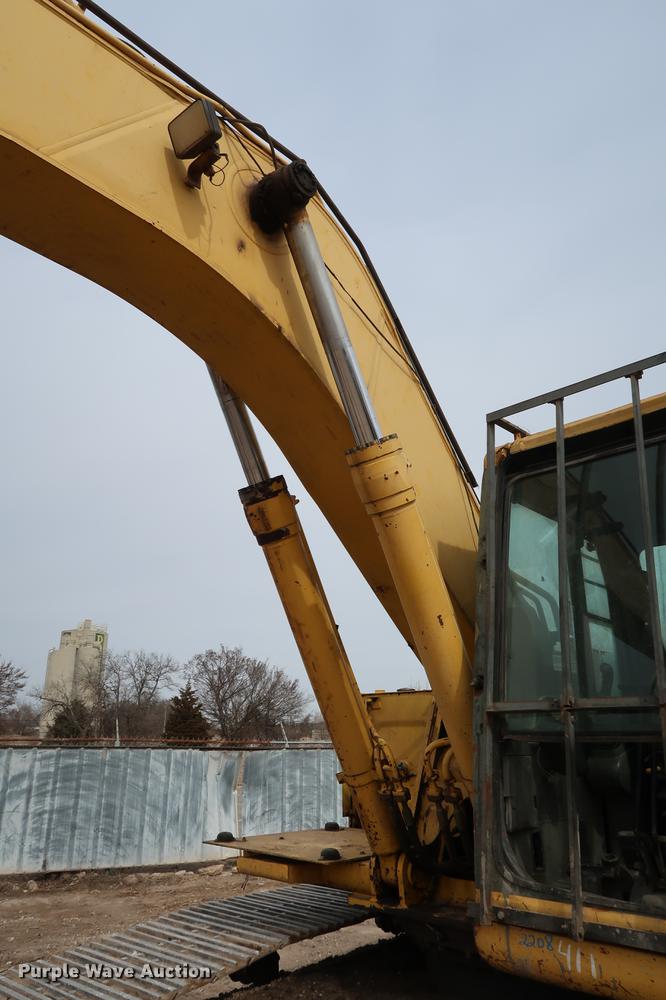 image for item DG3389 1996 Komatsu PC220LC-6LC excavator