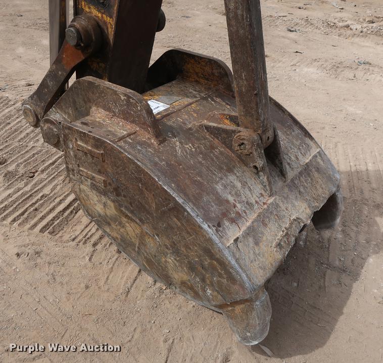 image for item DG3390 Komatsu G100 excavator grapple