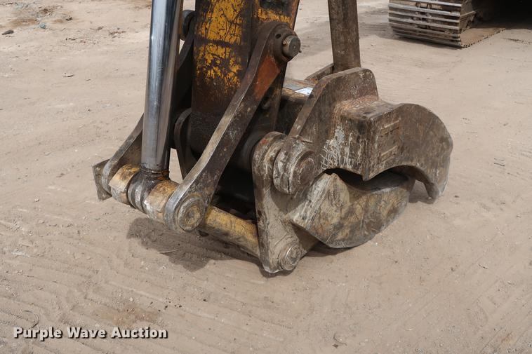 image for item DG3390 Komatsu G100 excavator grapple