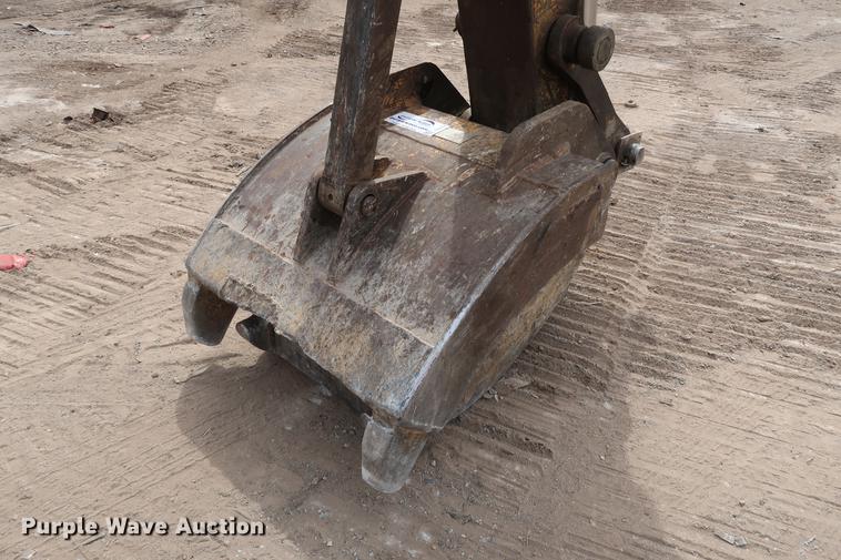 image for item DG3390 Komatsu G100 excavator grapple