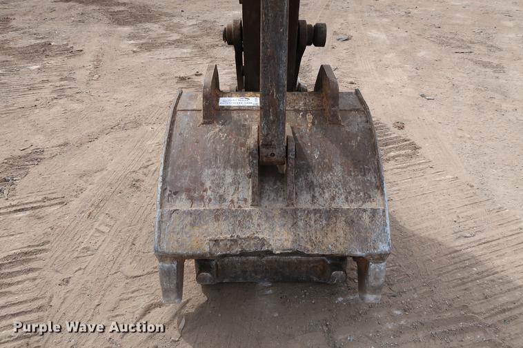 image for item DG3390 Komatsu G100 excavator grapple