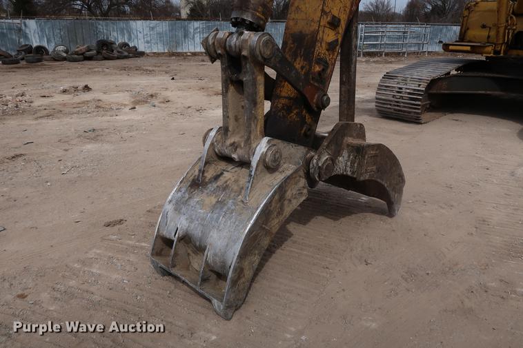 image for item DG3390 Komatsu G100 excavator grapple