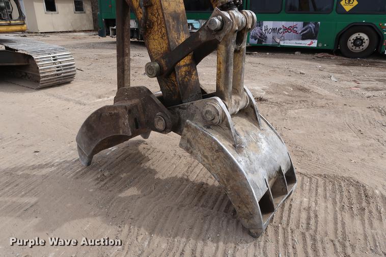 image for item DG3390 Komatsu G100 excavator grapple