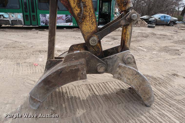 image for item DG3390 Komatsu G100 excavator grapple
