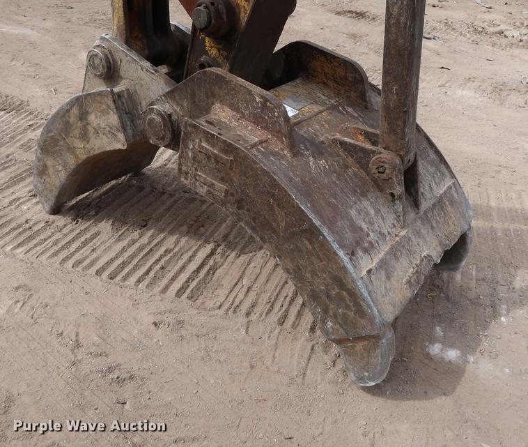 image for item DG3390 Komatsu G100 excavator grapple