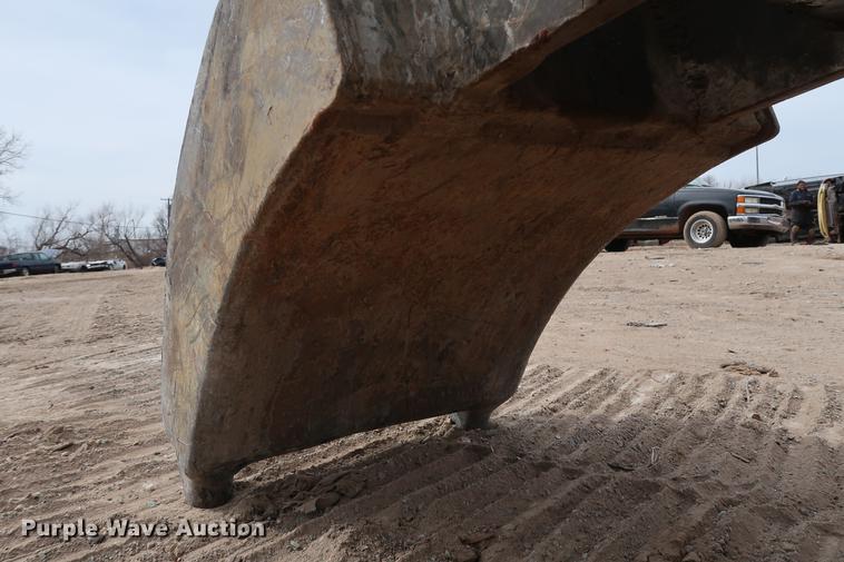 image for item DG3390 Komatsu G100 excavator grapple