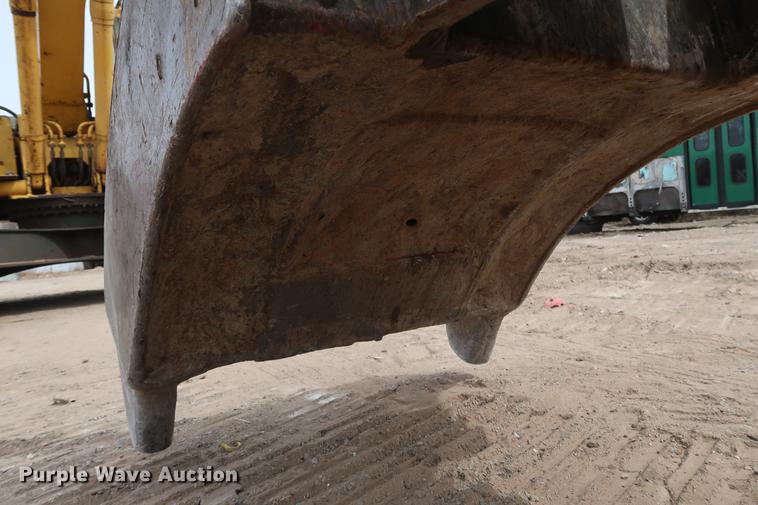 image for item DG3390 Komatsu G100 excavator grapple