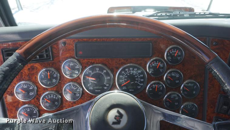 image for item DI9337 2007 Western Star 4900FA dump truck