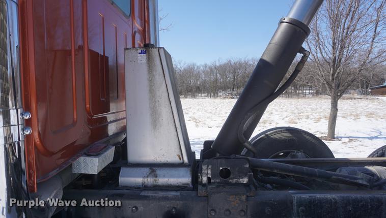 image for item DI9337 2007 Western Star 4900FA dump truck