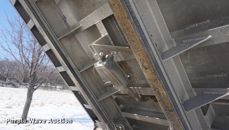 image for item DI9337 2007 Western Star 4900FA dump truck