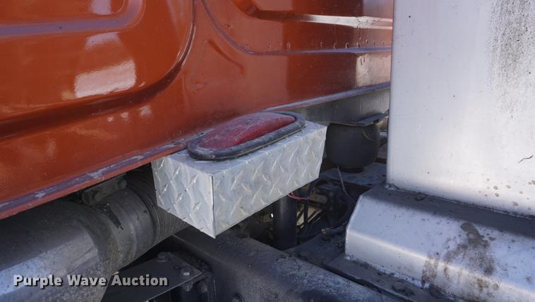 image for item DI9337 2007 Western Star 4900FA dump truck