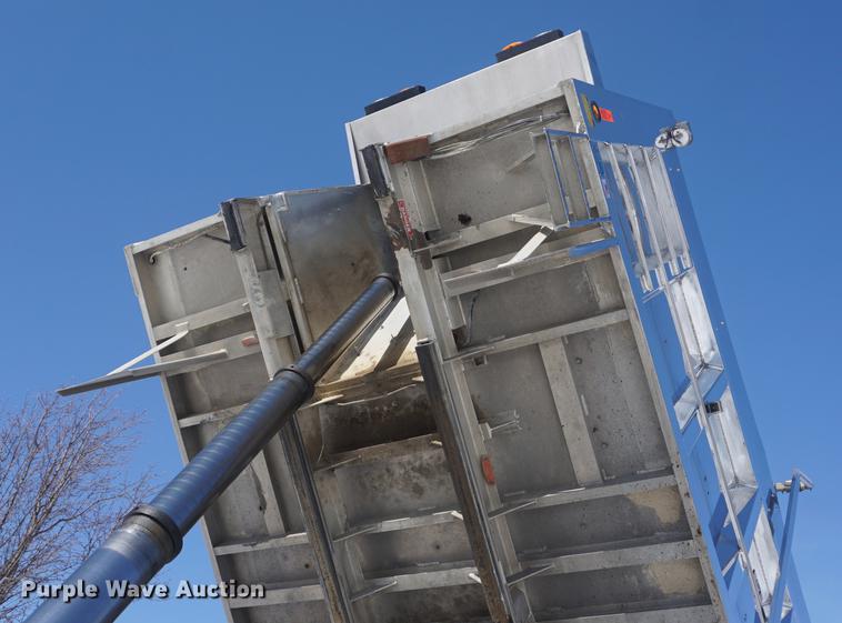 image for item DI9337 2007 Western Star 4900FA dump truck