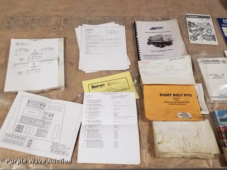 image for item DI9337 2007 Western Star 4900FA dump truck