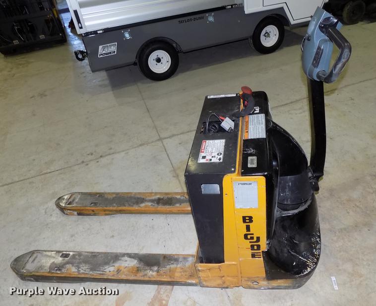 image for item DZ9638 2011 Big Joe WPT-45-2745 electric pallet jack