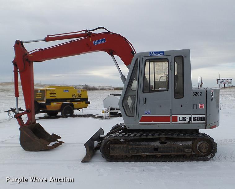 image for item EJ9001 Link Belt LS1600 mini excavator