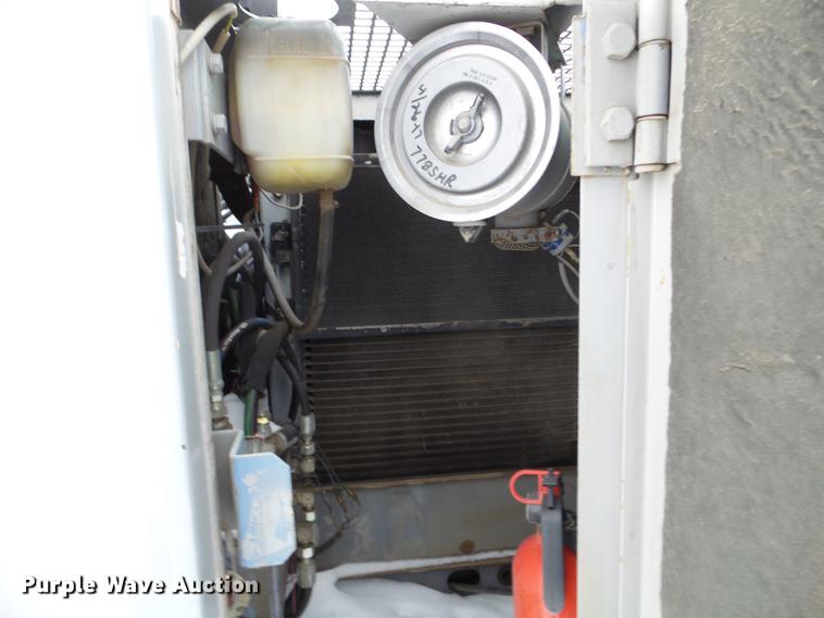 image for item EJ9001 Link Belt LS1600 mini excavator