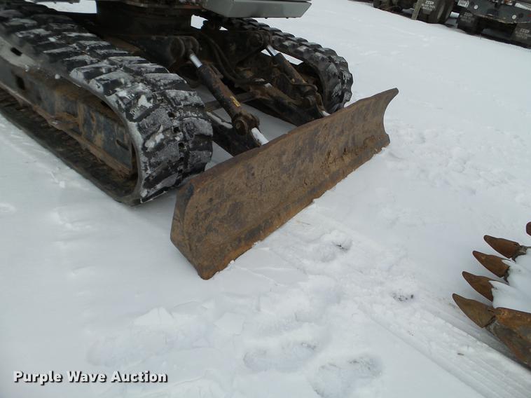 image for item EJ9001 Link Belt LS1600 mini excavator