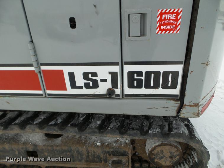 image for item EJ9001 Link Belt LS1600 mini excavator