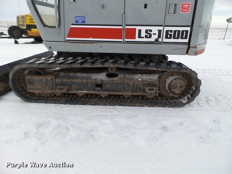 image for item EJ9001 Link Belt LS1600 mini excavator