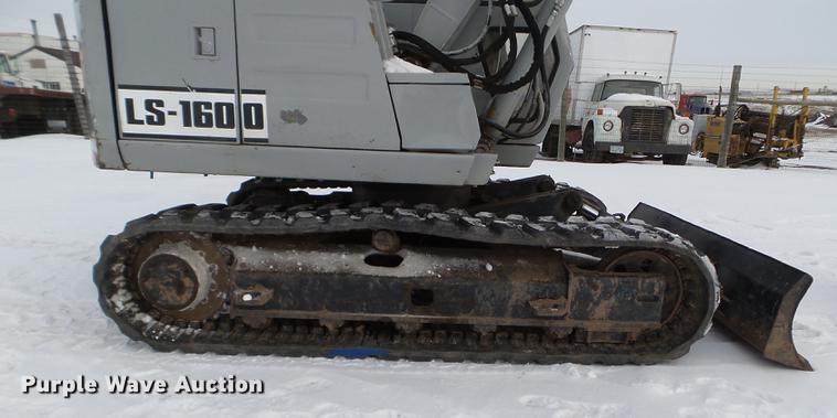 image for item EJ9001 Link Belt LS1600 mini excavator