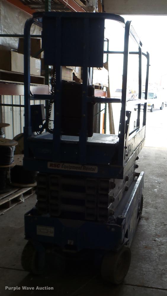 image for item EJ9007 Genie GS1930 scissor lift