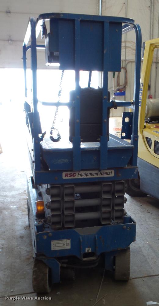 image for item EJ9007 Genie GS1930 scissor lift