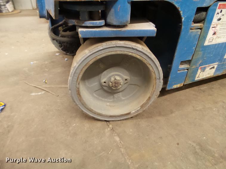 image for item EJ9007 Genie GS1930 scissor lift