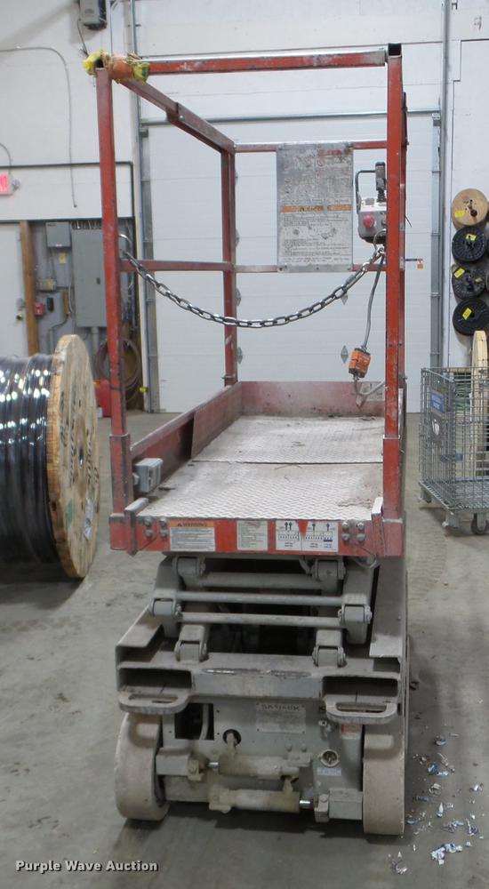 image for item EJ9019 Skyjack SJIII 3015 scissor lift