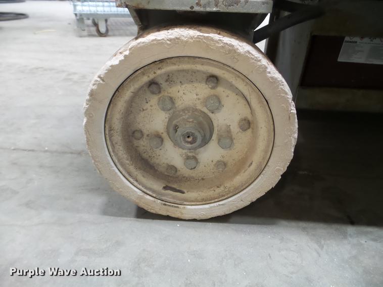 image for item EJ9019 Skyjack SJIII 3015 scissor lift