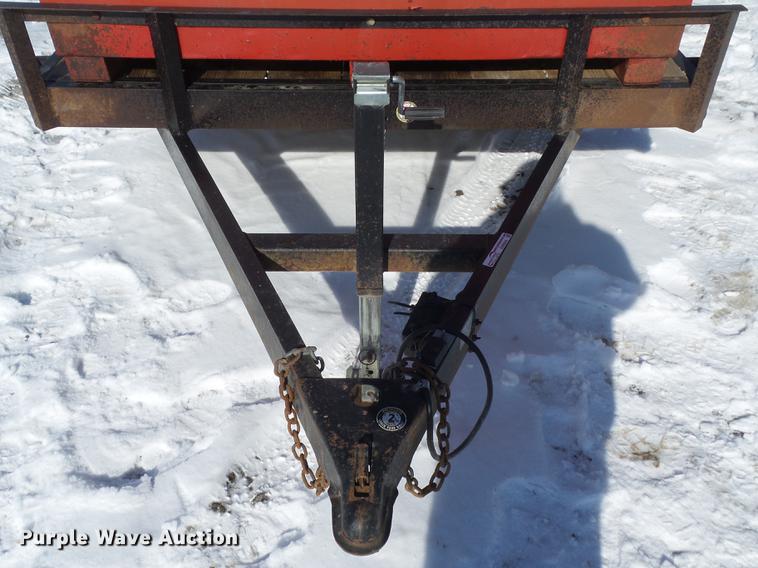 image for item EM9084 2013 Hull 2126D utility trailer