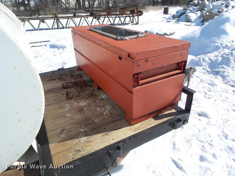 image for item EM9084 2013 Hull 2126D utility trailer