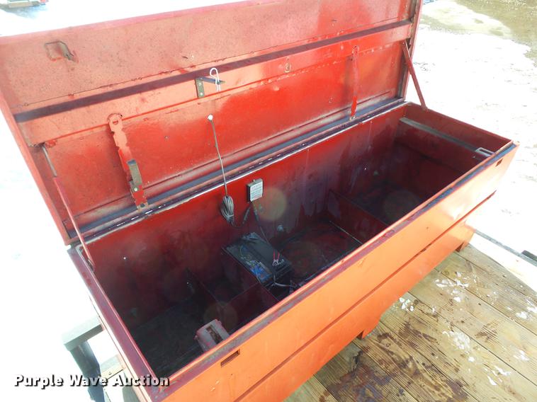 image for item EM9084 2013 Hull 2126D utility trailer