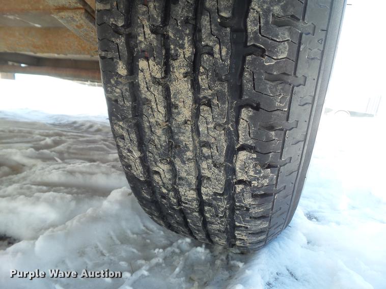 image for item EM9084 2013 Hull 2126D utility trailer