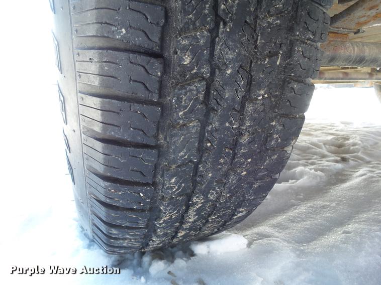 image for item EM9084 2013 Hull 2126D utility trailer