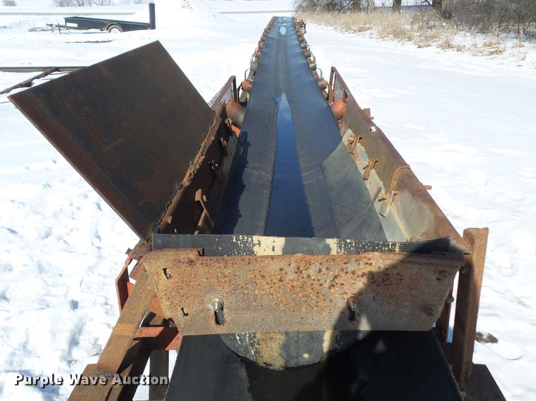 image for item EM9085 Stacking conveyor