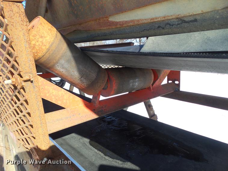 image for item EM9085 Stacking conveyor