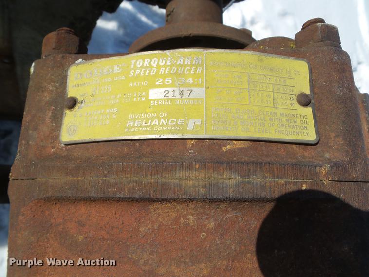 image for item EM9085 Stacking conveyor