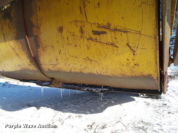 image for item EM9086 Wabco C scraper