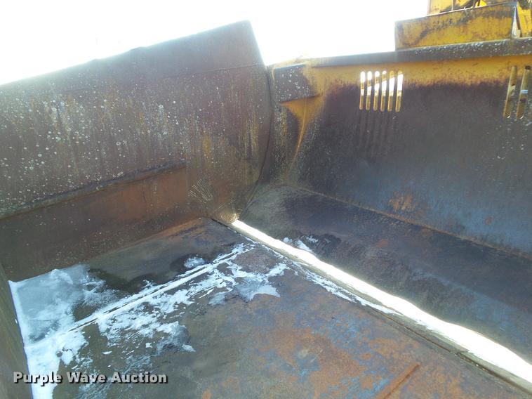 image for item EM9086 Wabco C scraper