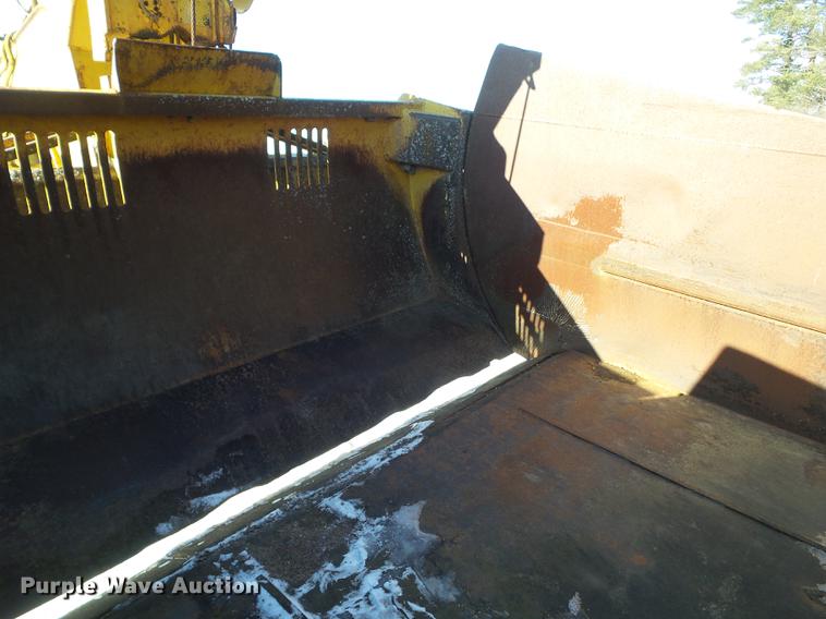 image for item EM9086 Wabco C scraper