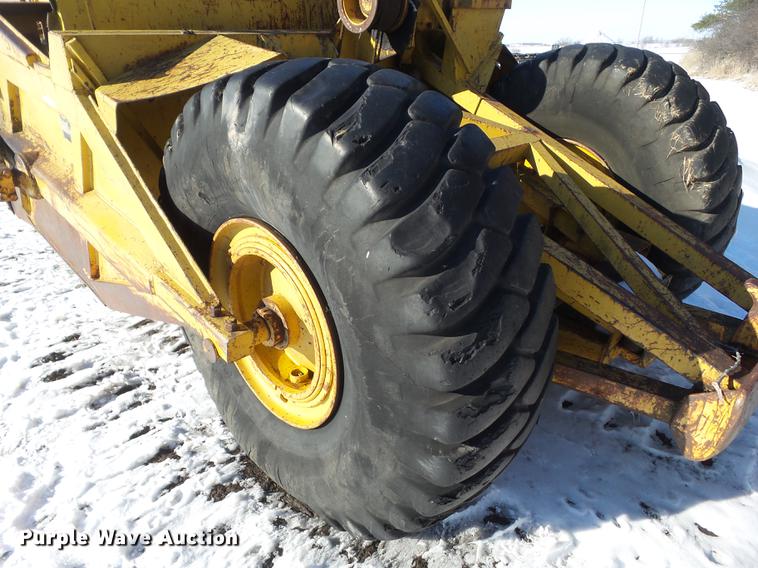 image for item EM9086 Wabco C scraper