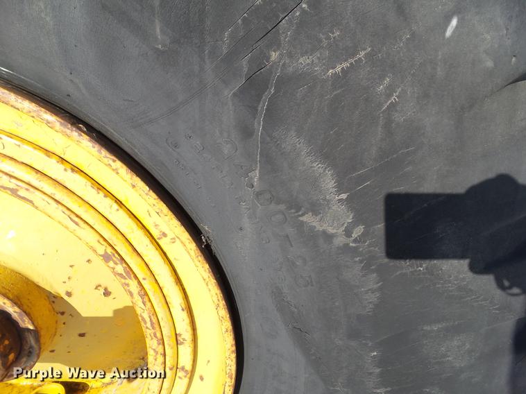 image for item EM9086 Wabco C scraper