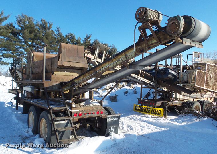 image for item EM9087 Cedarapids screen