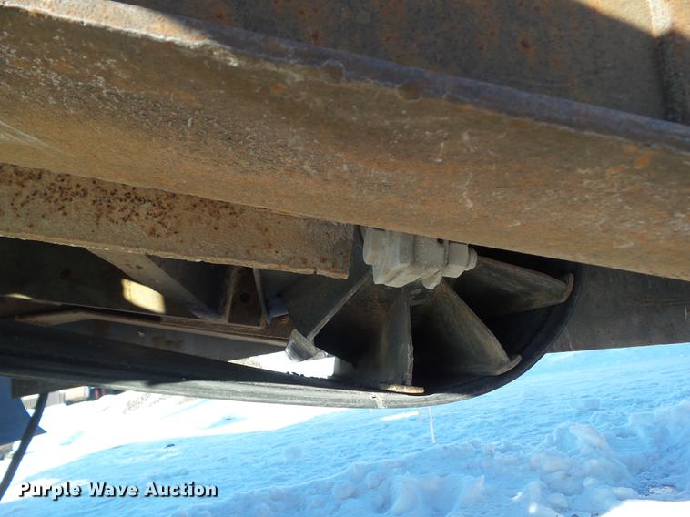 image for item EM9087 Cedarapids screen