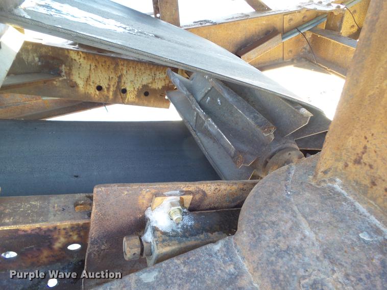 image for item EM9087 Cedarapids screen