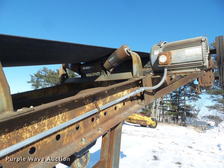 image for item EM9087 Cedarapids screen